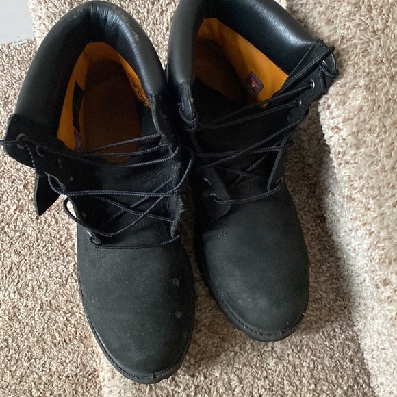 Used Timberlands - Picture 9 of 11